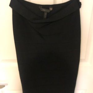 BCBG Maxazria bandage midi skirt size Small